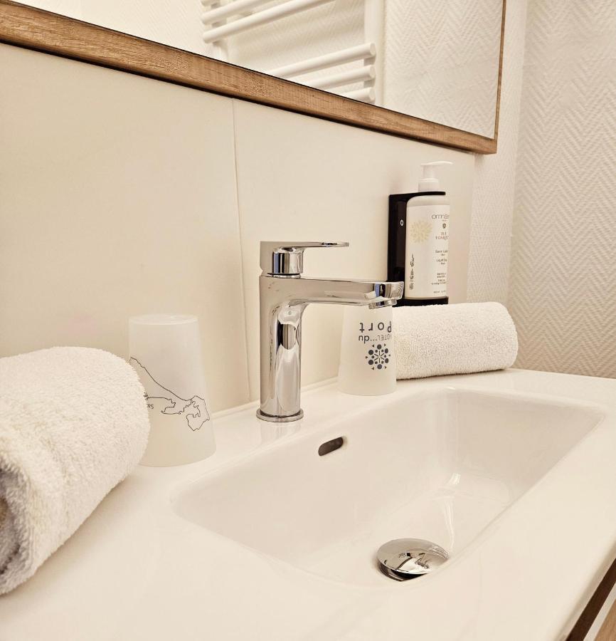 Hotel Du Port Saint-Martin-de-Re Ngoại thất bức ảnh
