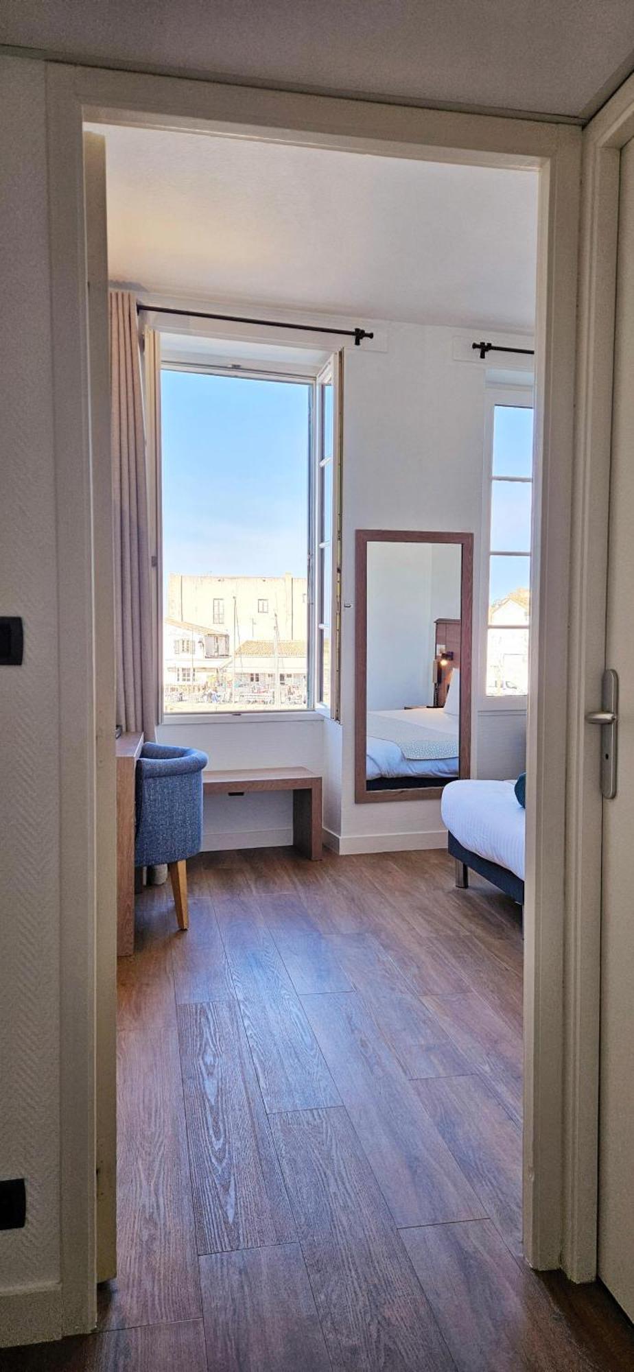 Hotel Du Port Saint-Martin-de-Re Ngoại thất bức ảnh